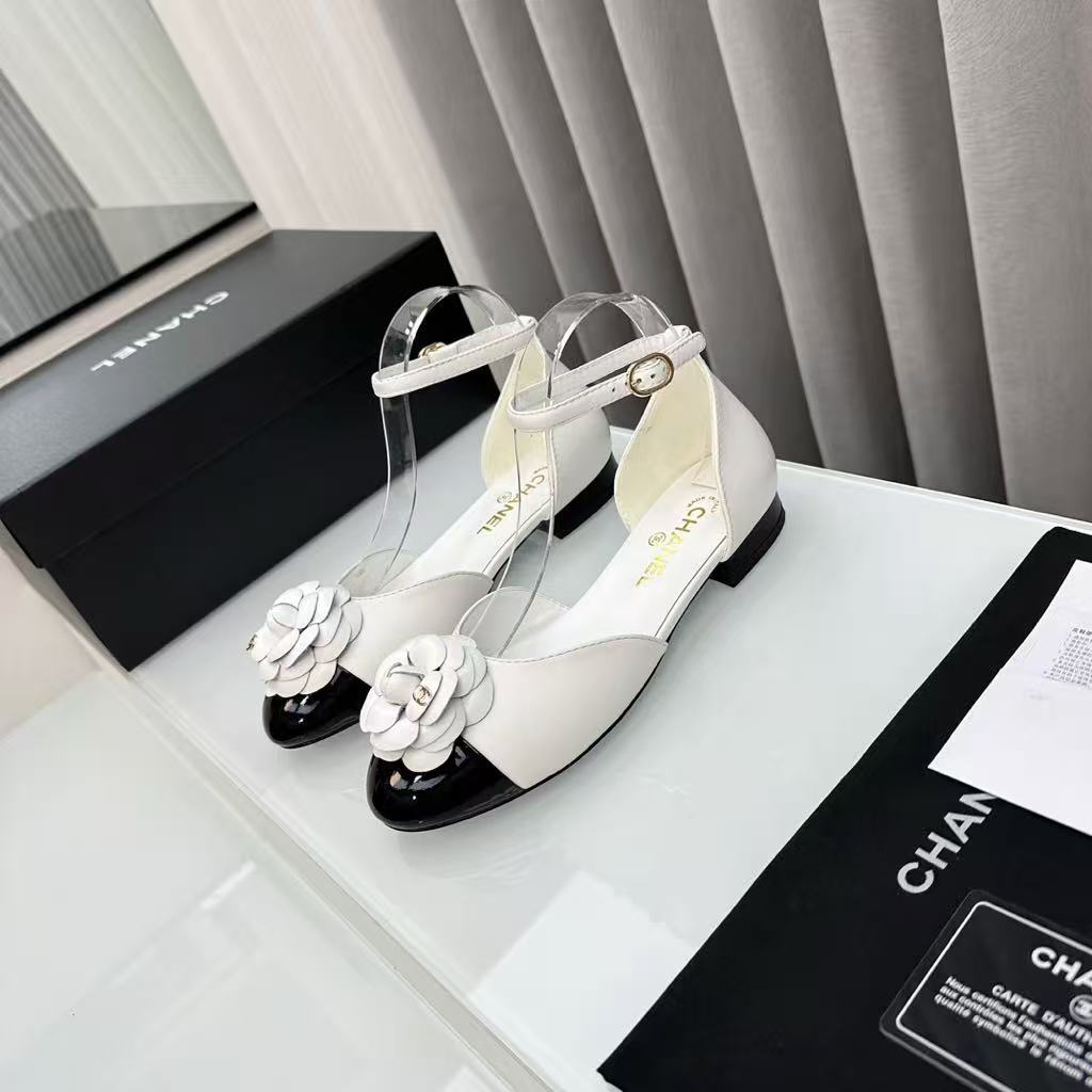 Camellia flat shoes