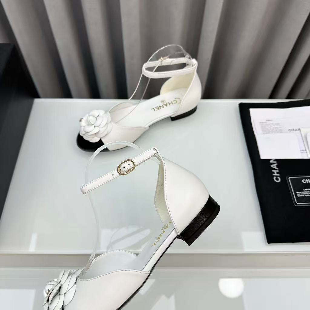 Camellia flat shoes