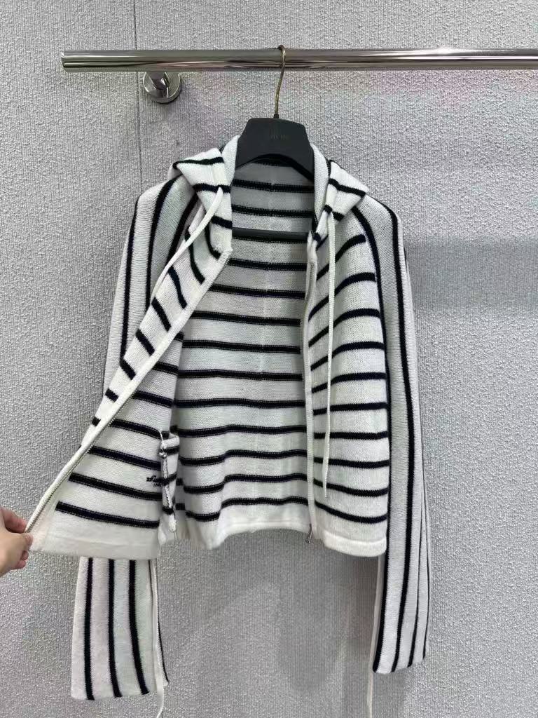 Drawstring striped wool hooded cardigan