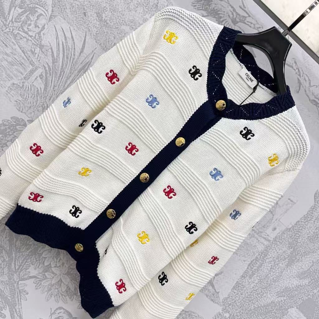 Crew-neck knit cardigan