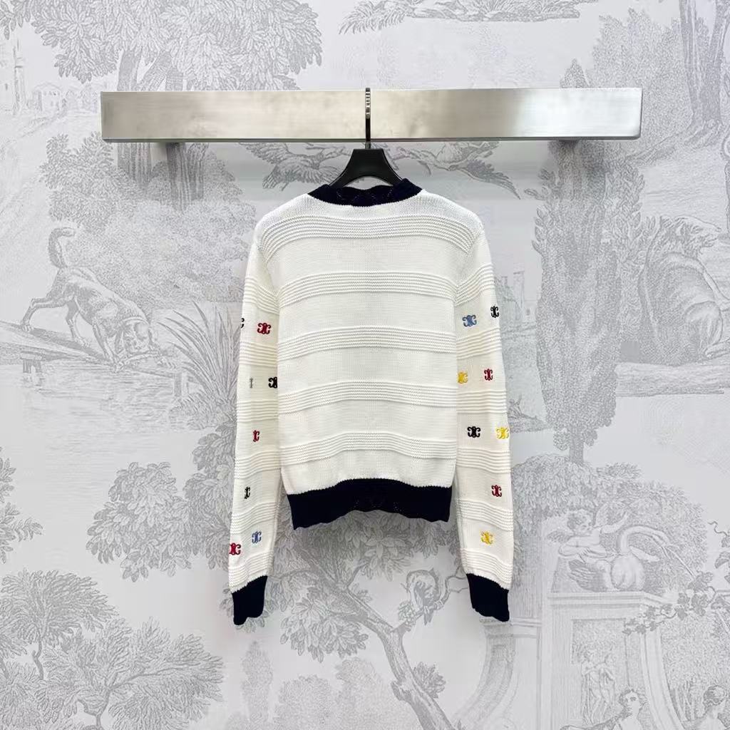 Crew-neck knit cardigan