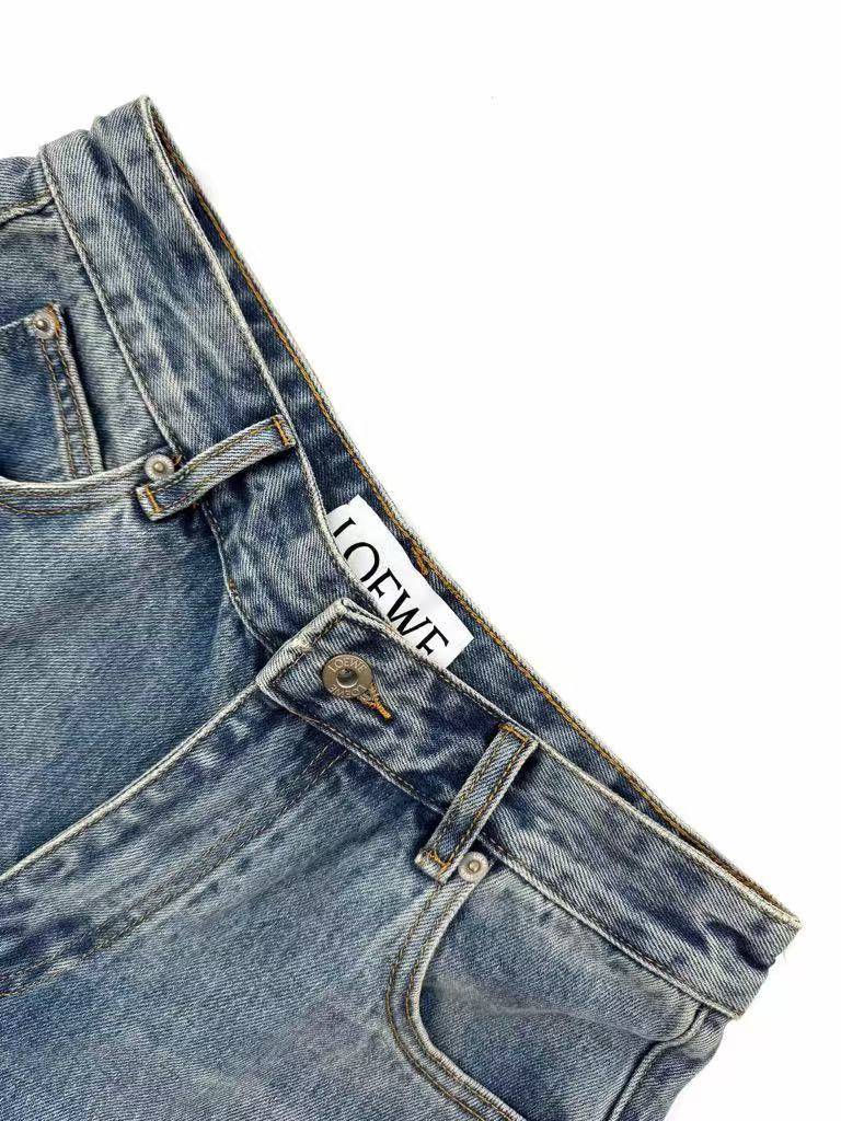 Tapered jeans