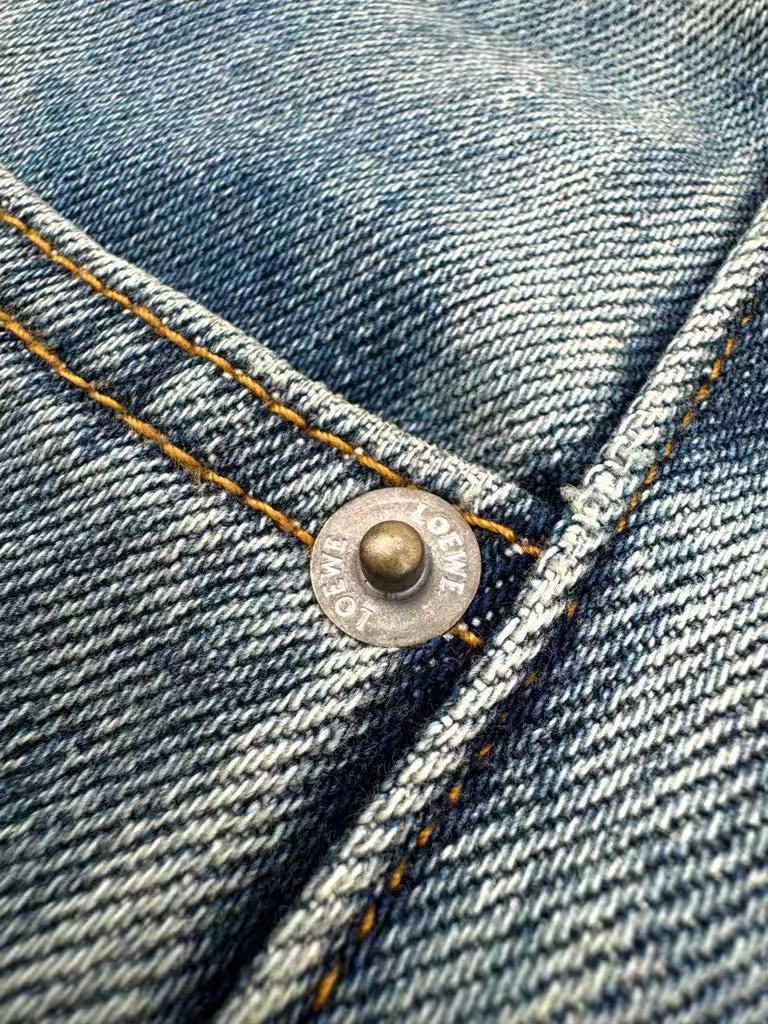 Tapered jeans