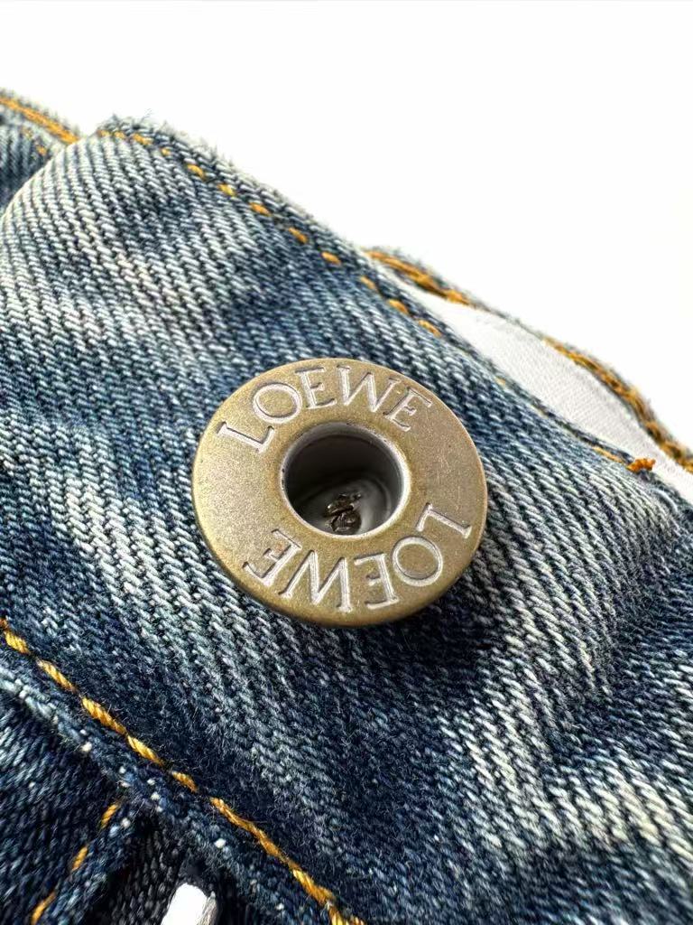 Tapered jeans