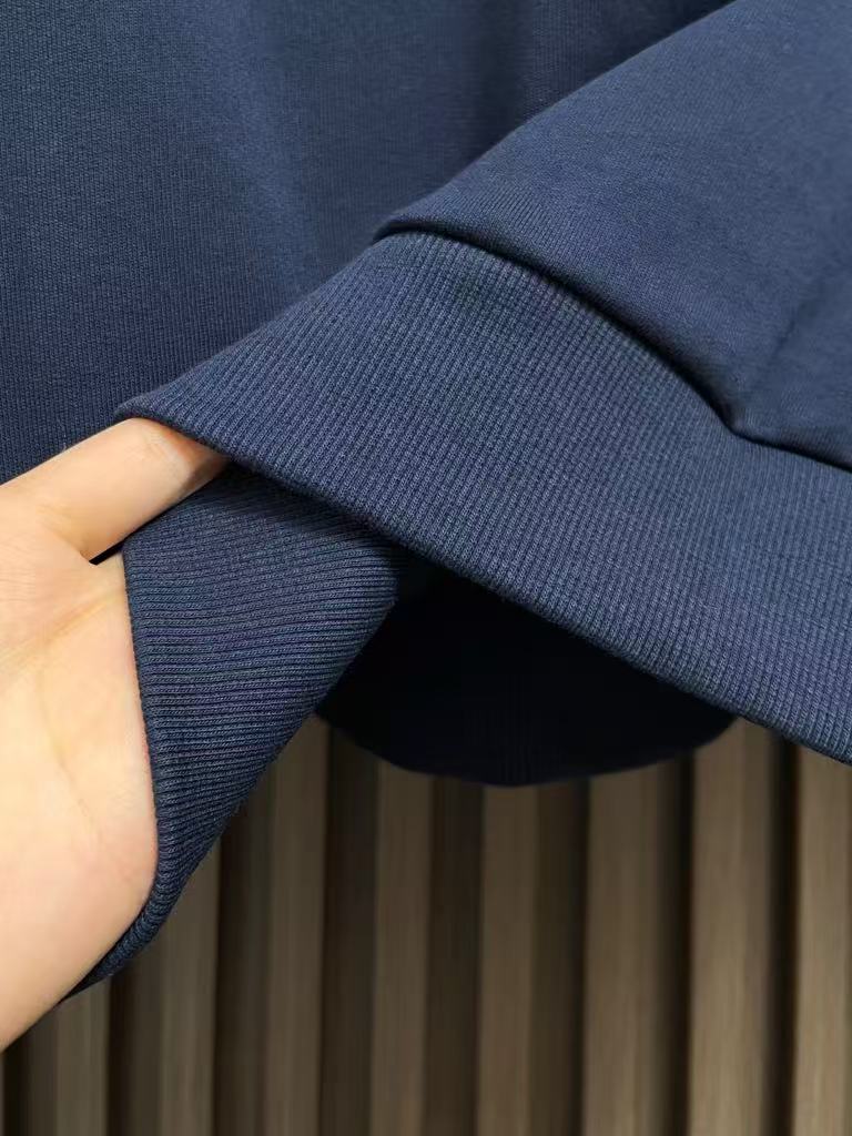 Regular-fit crewneck sweatshirt with appliquéd lettering