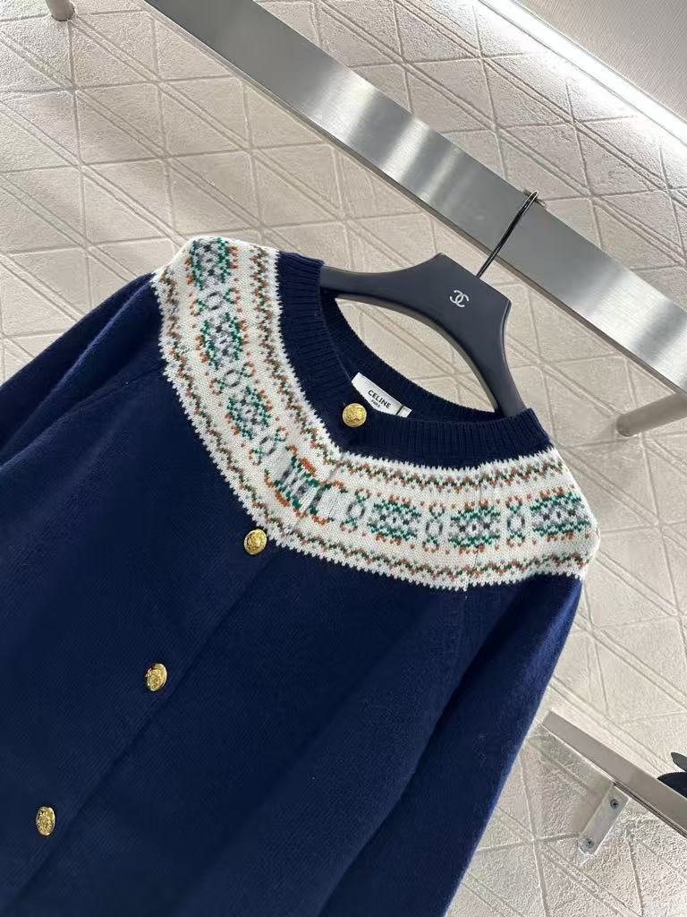 Heavy Crochet Crew Neck Cardigan