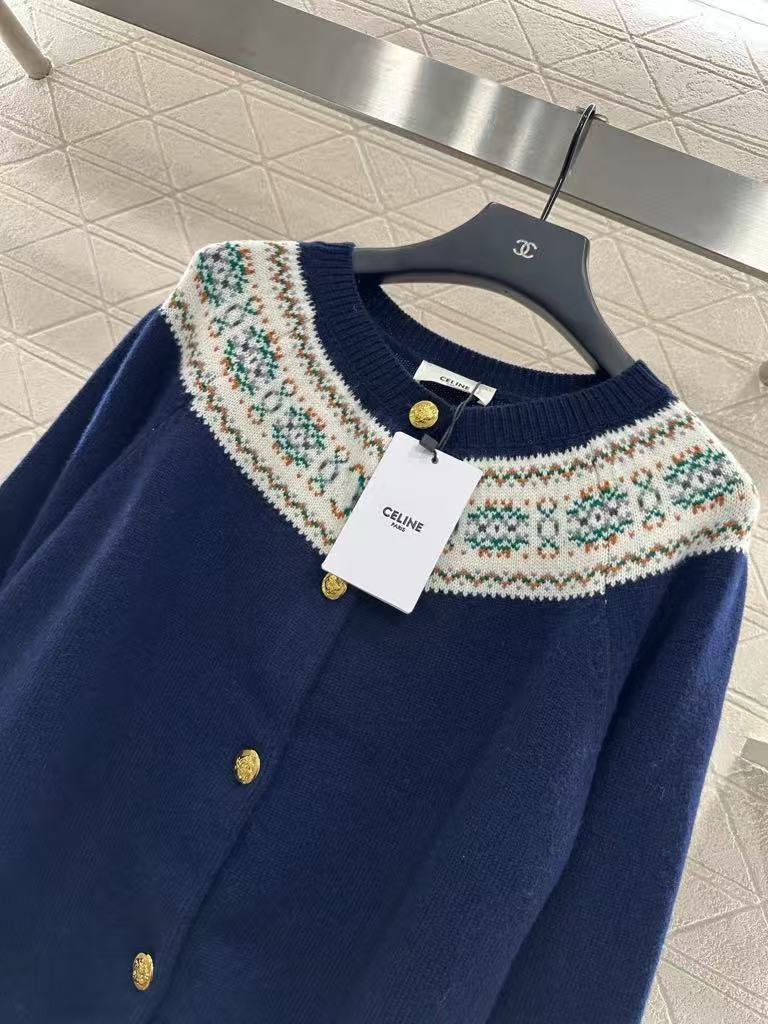 Heavy Crochet Crew Neck Cardigan