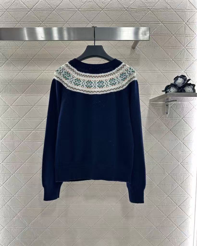 Heavy Crochet Crew Neck Cardigan
