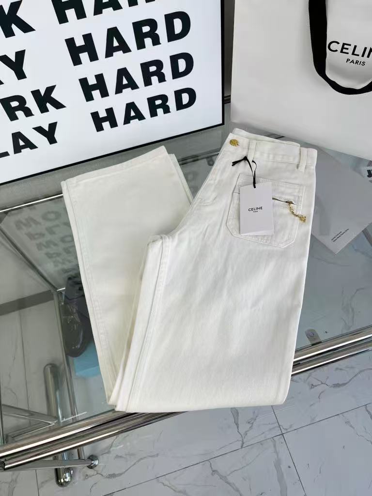 New white washed cotton jeans