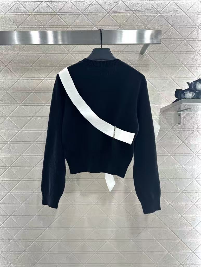 Pullover Bow Knit Sweater