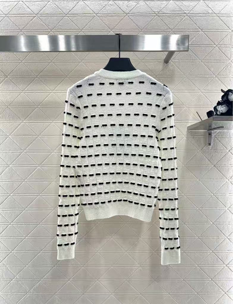 Bow Knit Long-Sleeved Top