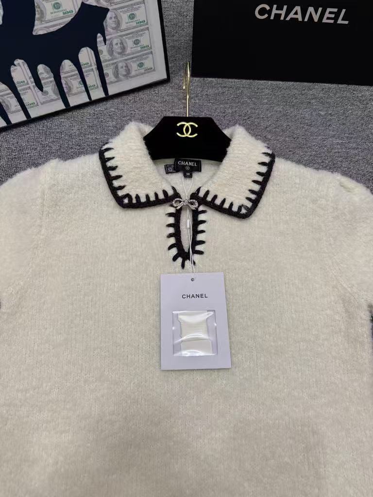 Autumn/Winter New Ski Collection Bow-Tie Collar Color-Blocked Knit Short-Sleeve T-Shirt