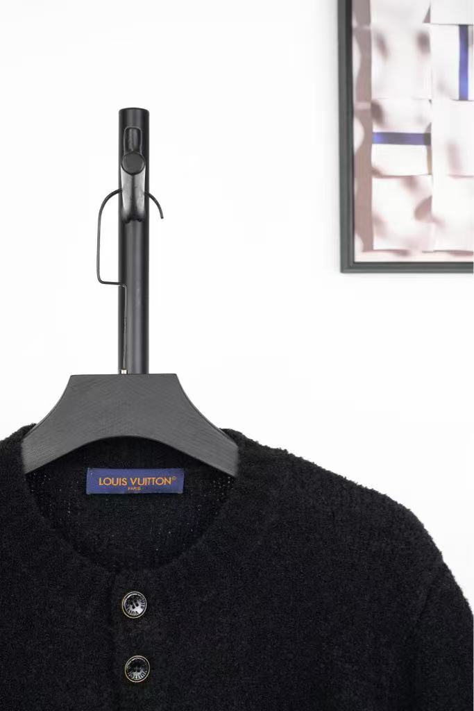 Intarsia knit baseball cardigan