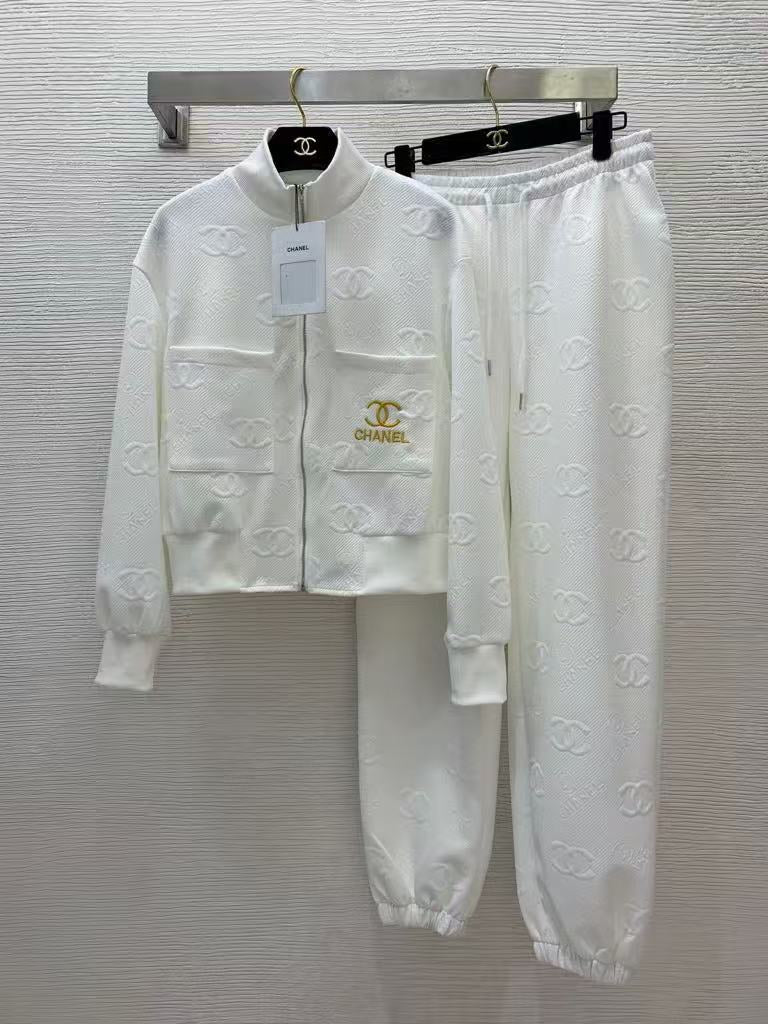 White casual suit