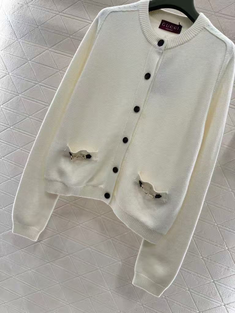 26NEW Chain Pocket Knitted Cardigan