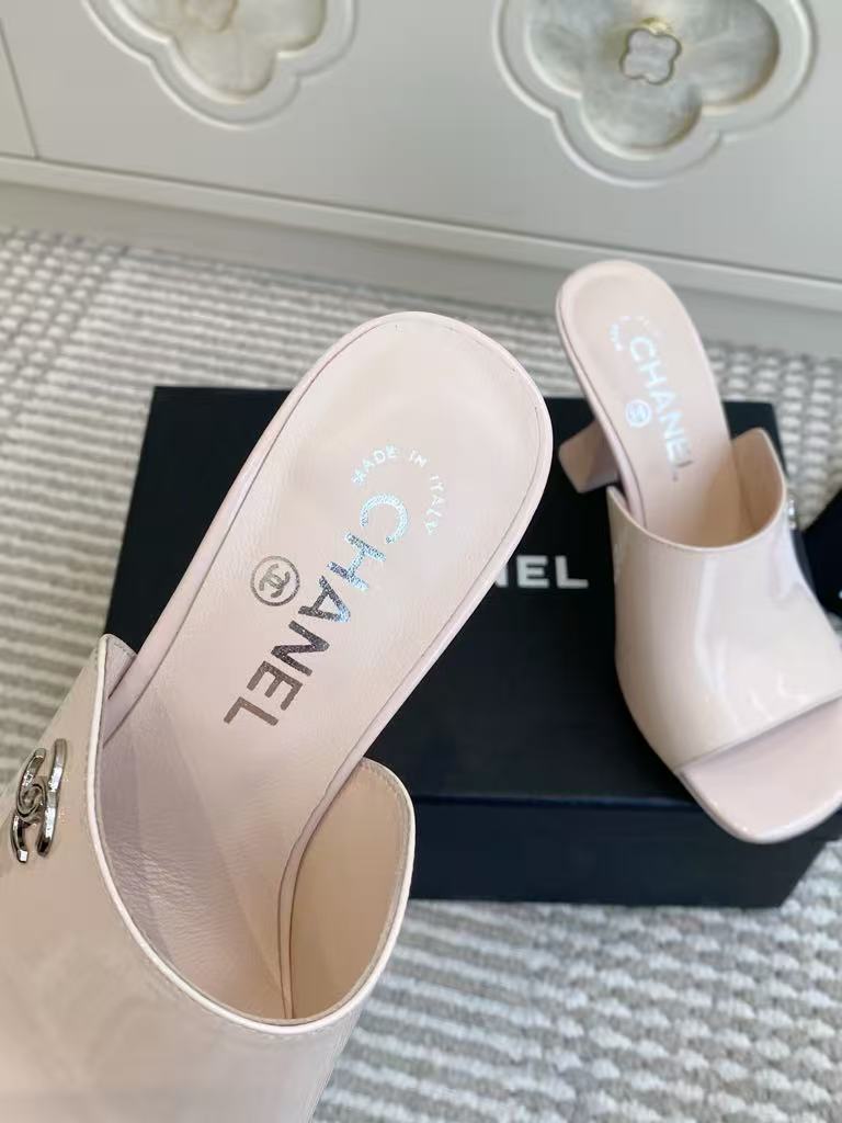 26NEW Spring/Summer New High-Heeled Slippers