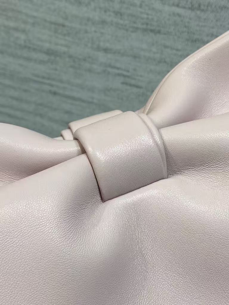 26NEW Spring/Summer New Chain Bag