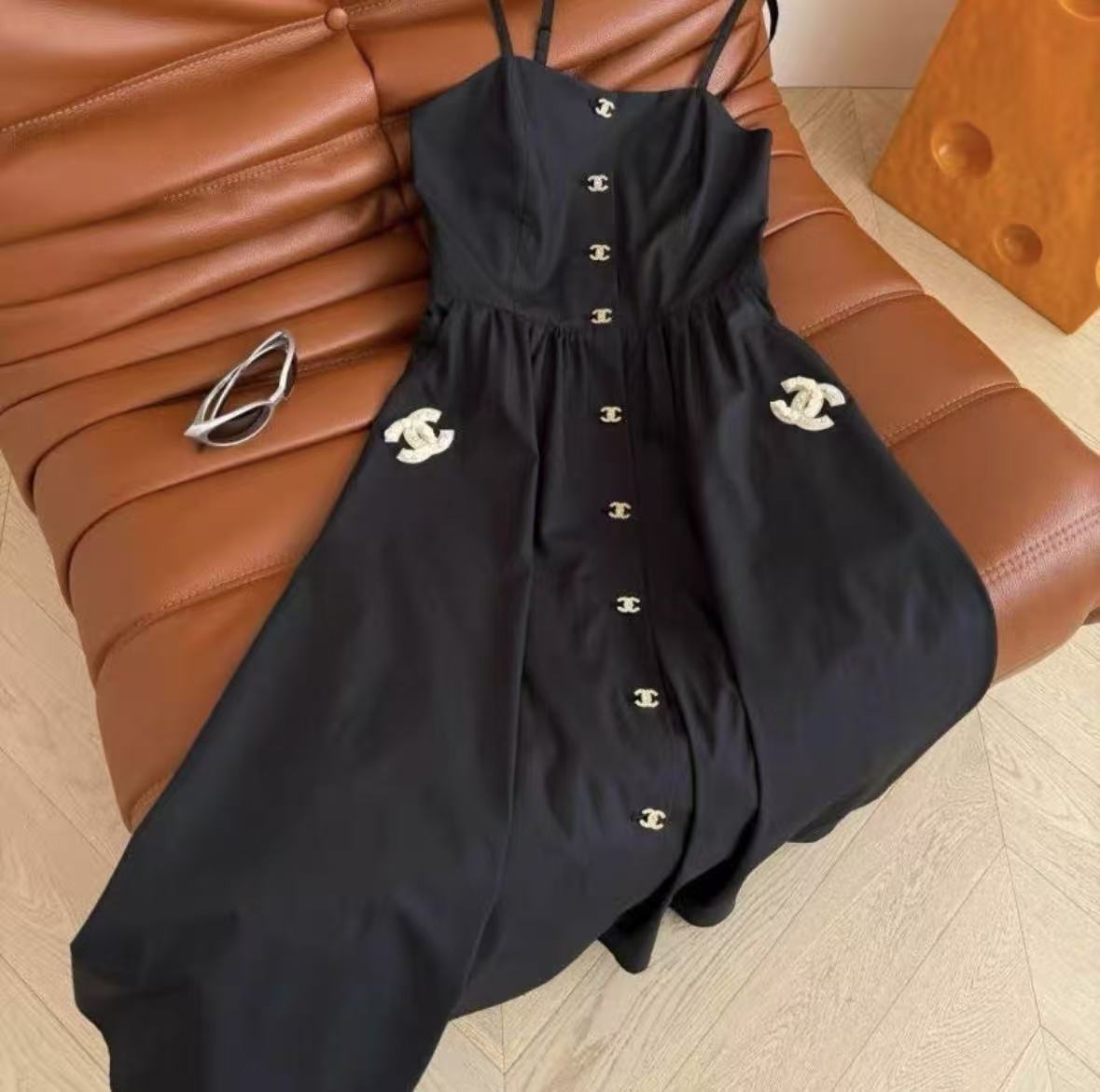 black dress
