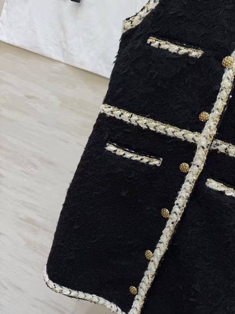 Heavy-duty vest dress
