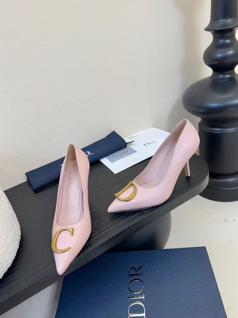 Metal buckle pointed high heels