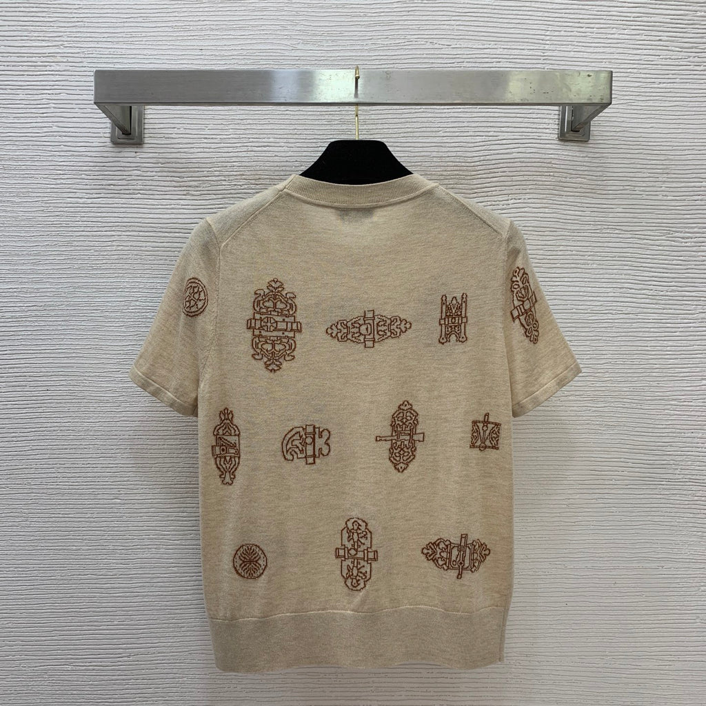 2026 Spring/Summer New Arrival: High-End Custom Wool Blend Fabric Suit.
