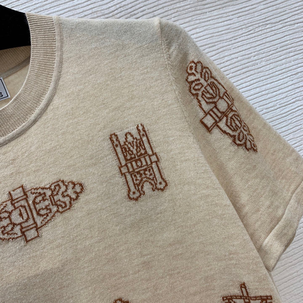 2026 Spring/Summer New Arrival: High-End Custom Wool Blend Fabric Suit.