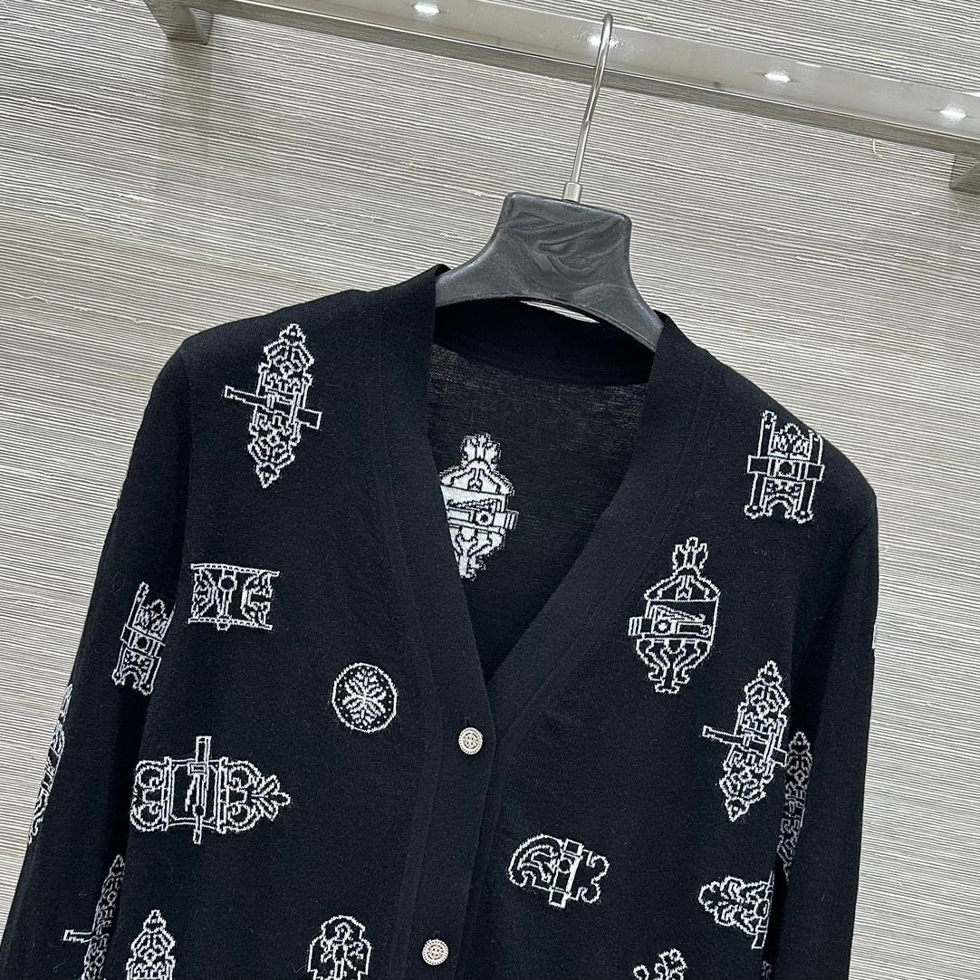 2026 Spring/Summer New Arrival: High-End Custom Wool Blend Fabric Suit.