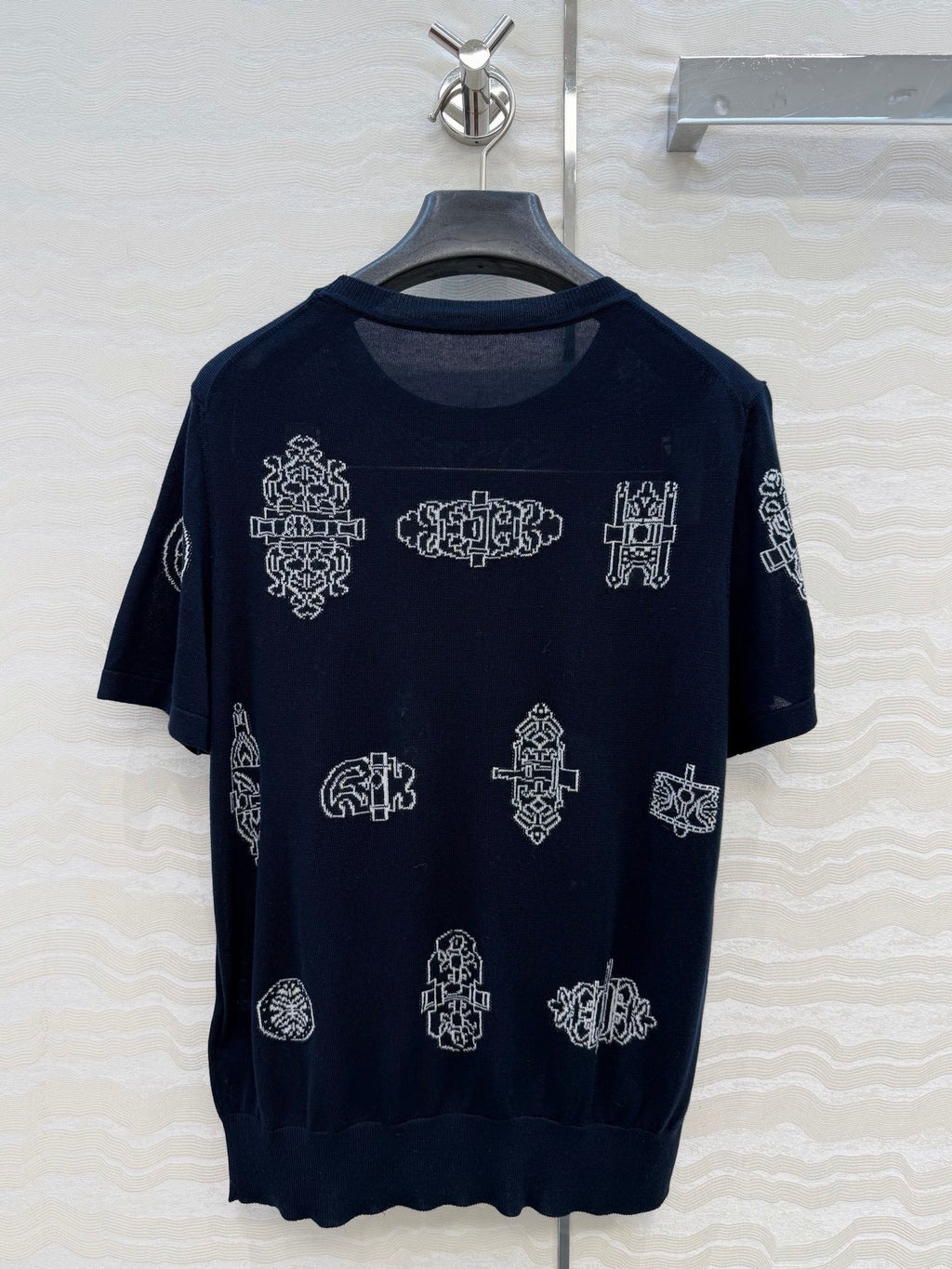 2026 Spring/Summer New Arrival: High-End Custom Wool Blend Fabric Suit.