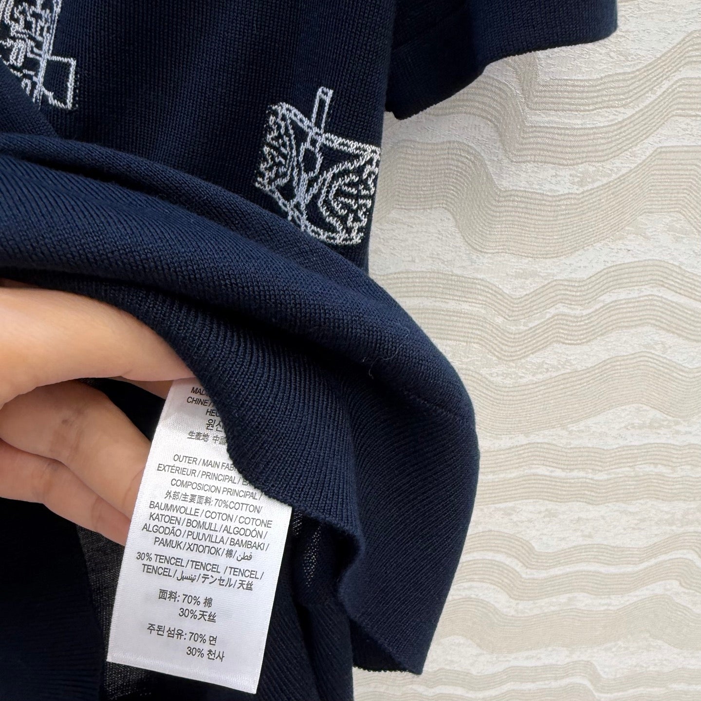 2026 Spring/Summer New Arrival: High-End Custom Wool Blend Fabric Suit.