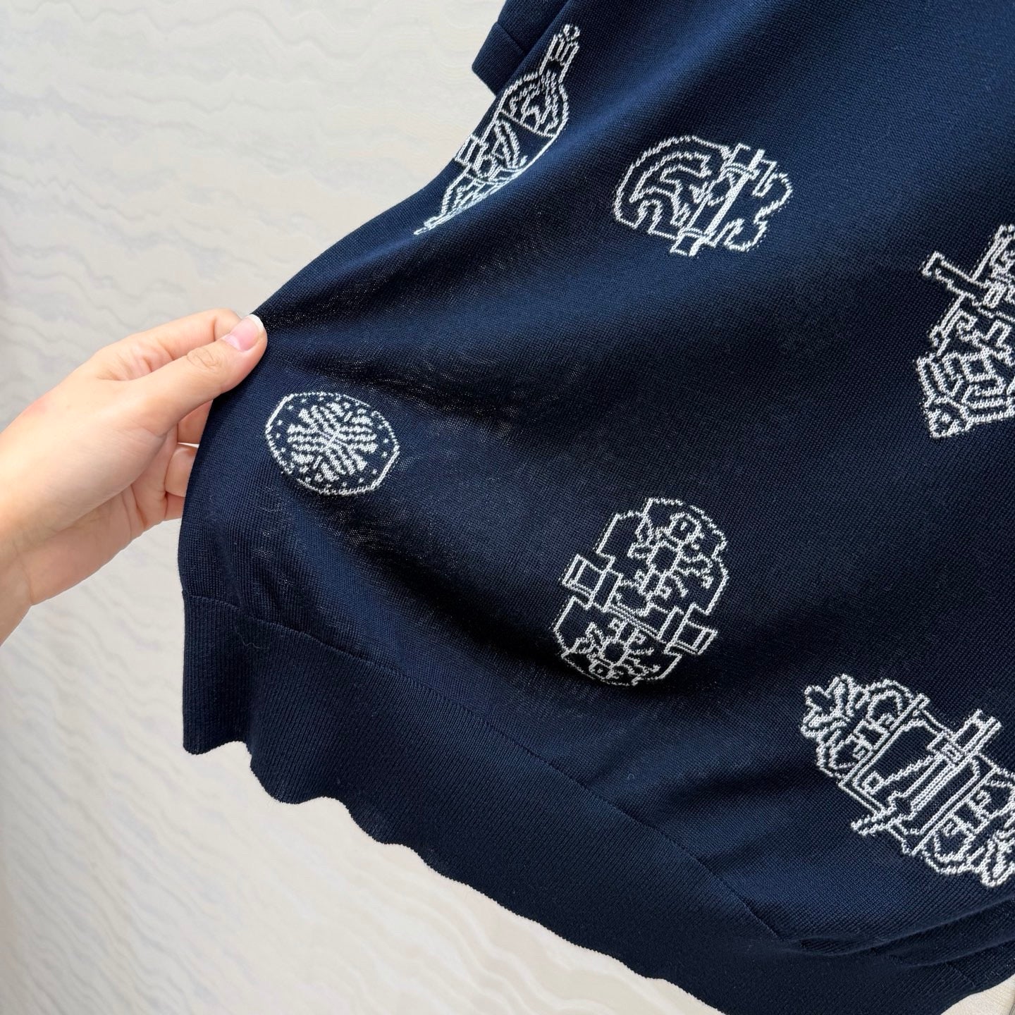 2026 Spring/Summer New Arrival: High-End Custom Wool Blend Fabric Suit.