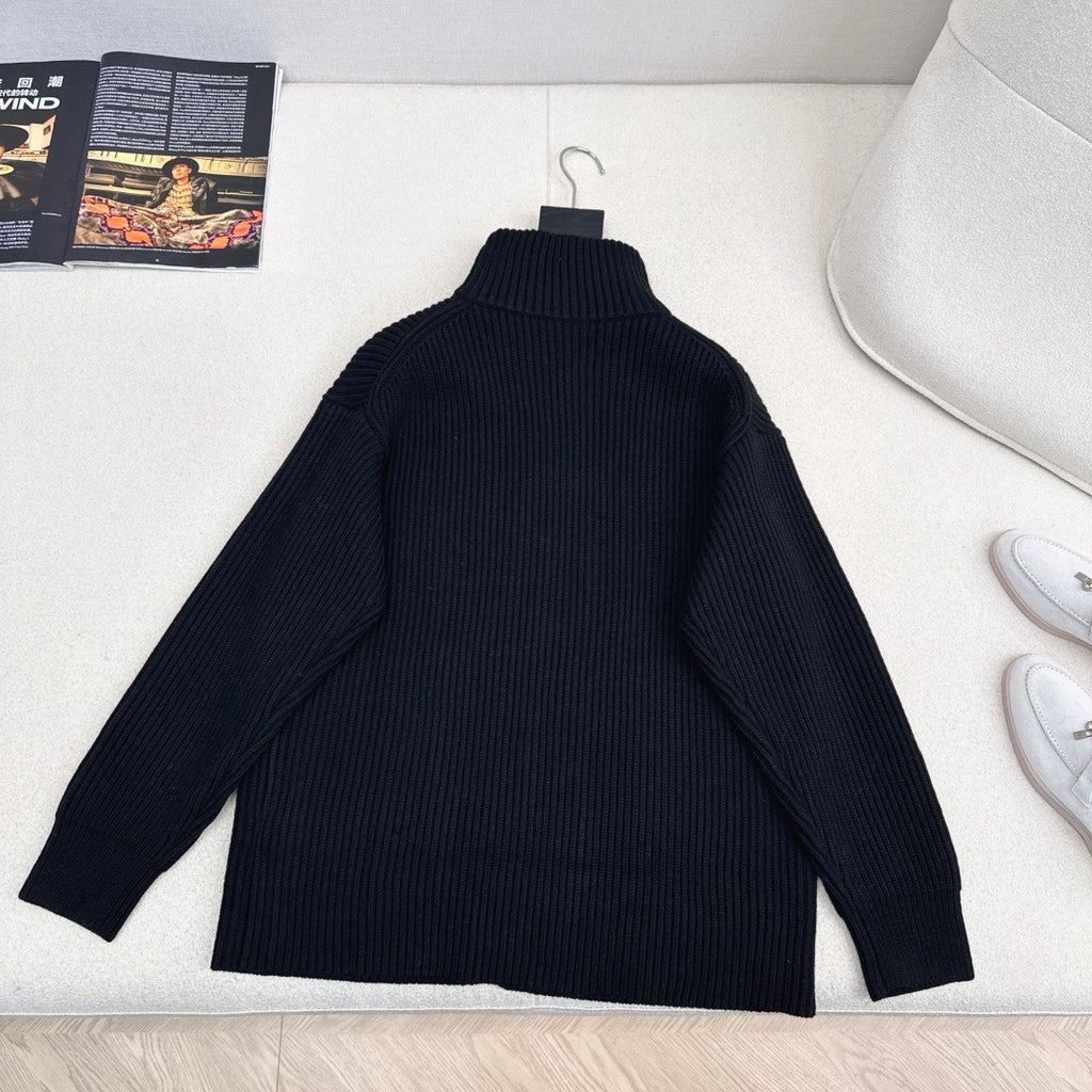 Newest Fall/Winter Classic Pattern Embellished Pocket Wool Knit Cardigan