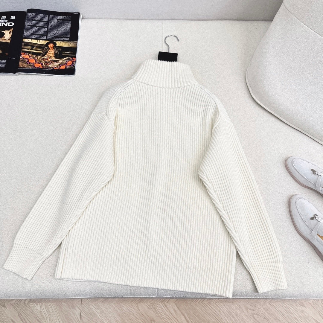 Newest Fall/Winter Classic Pattern Embellished Pocket Wool Knit Cardigan