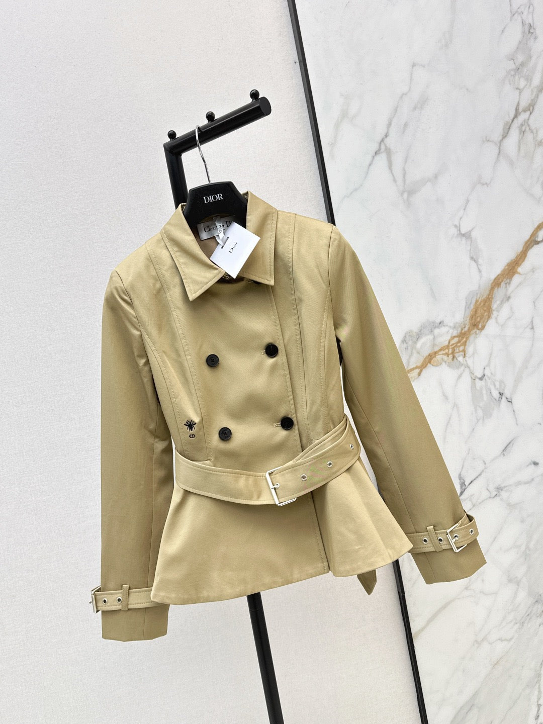 2026 Early Spring New Arrival: Short Trench Coat with Bee Embroidery