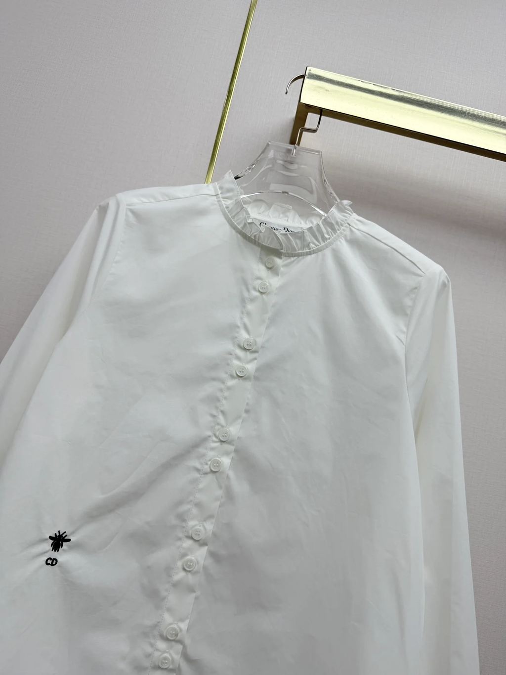 26NEW Ruffled Collar Long-Sleeve Shirt