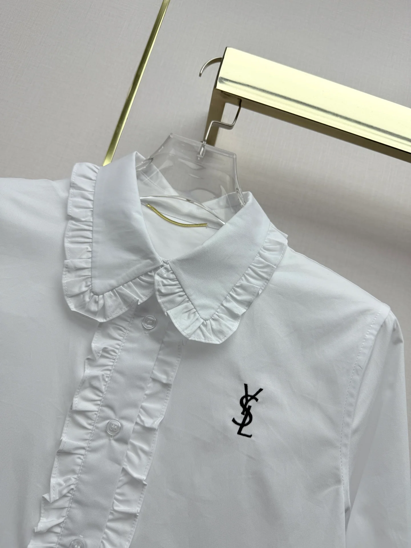 Ruffled trim long-sleeved shirt