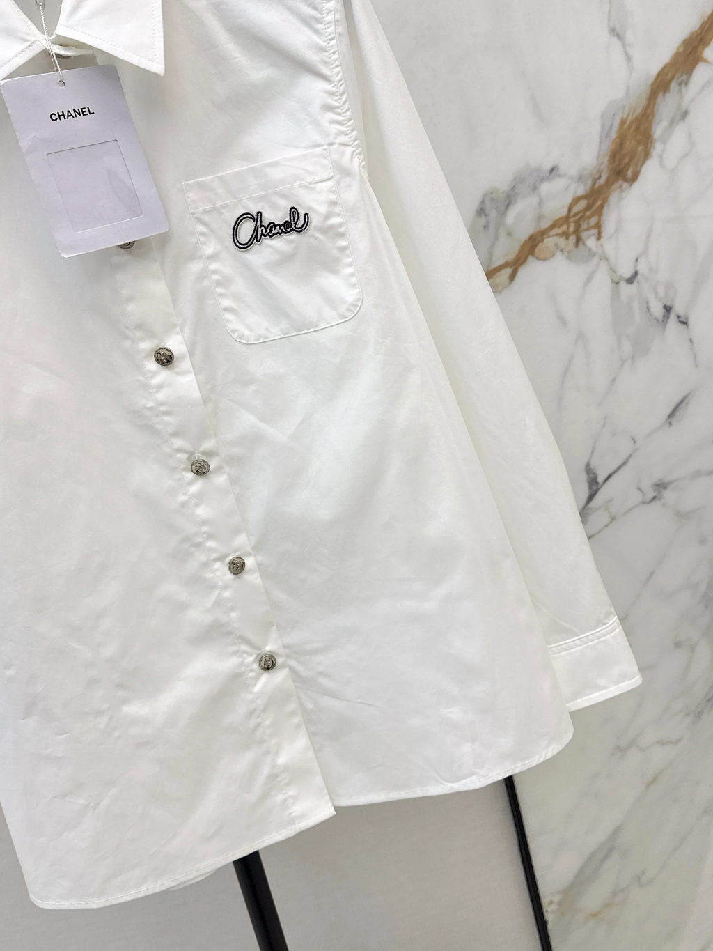 26NEW Letter Embroidery Cotton Shirt