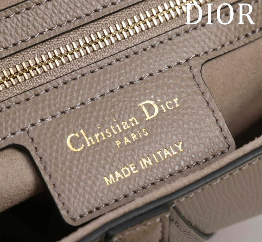 Saddle Bag with Long Shoulder Strap Large: 25 x 20 x 6 cm Lining: Cashmere + Leather
