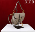 Saddle Bag with Long Shoulder Strap Large: 25 x 20 x 6 cm Lining: Cashmere + Leather
