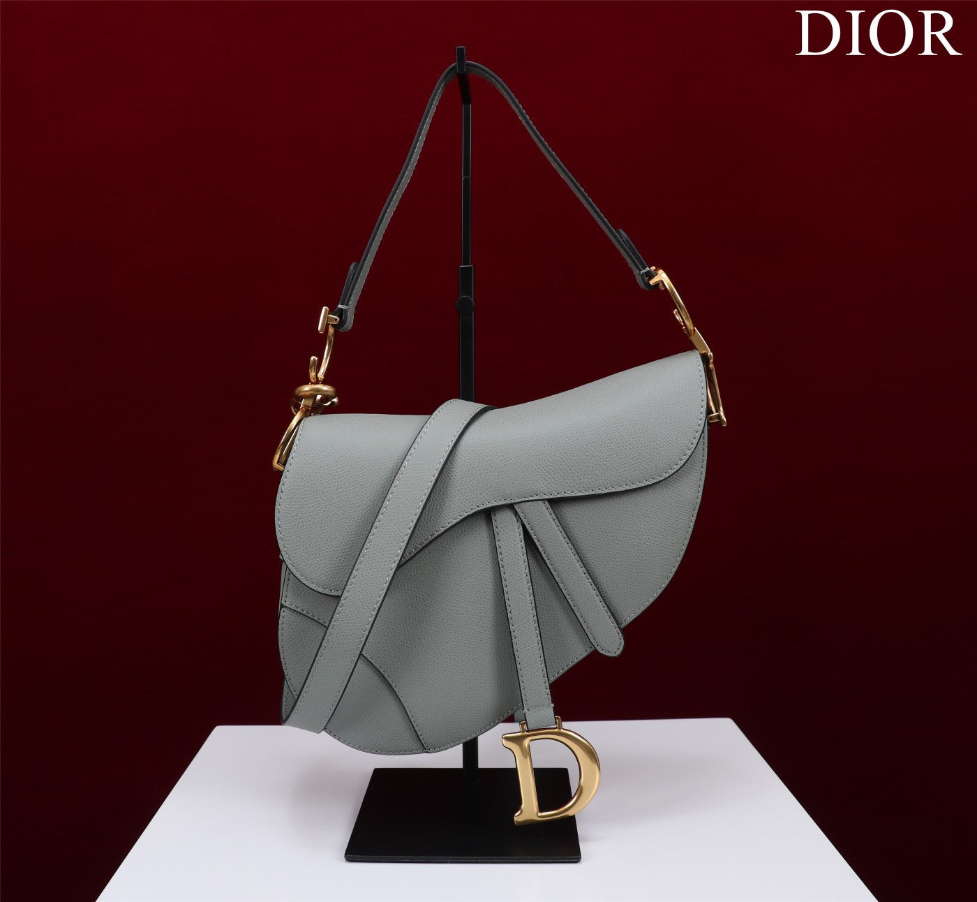 Saddle Bag with Long Shoulder Strap Large: 25 x 20 x 6 cm Lining: Cashmere + Leather