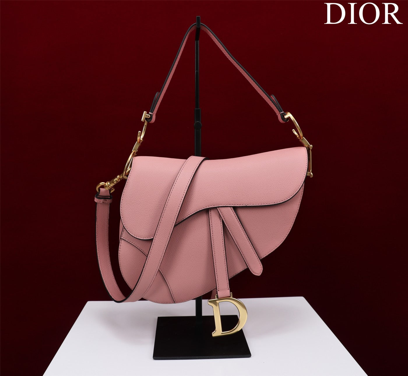 Saddle Bag with Long Shoulder Strap Large: 25 x 20 x 6 cm Lining: Cashmere + Leather