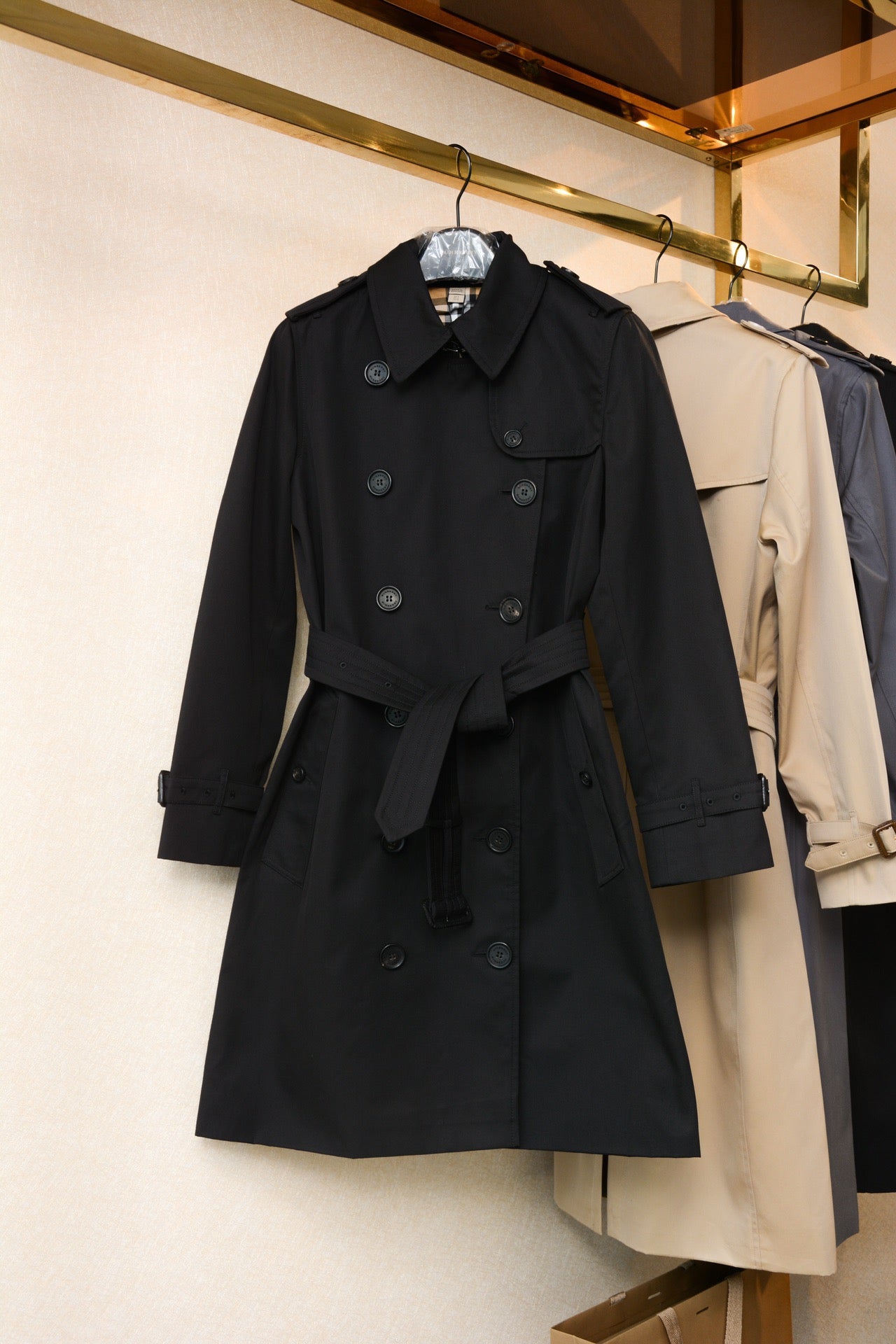 Kensington Fit – Heritage Trench Women's Mid-Length Black Trench Coat