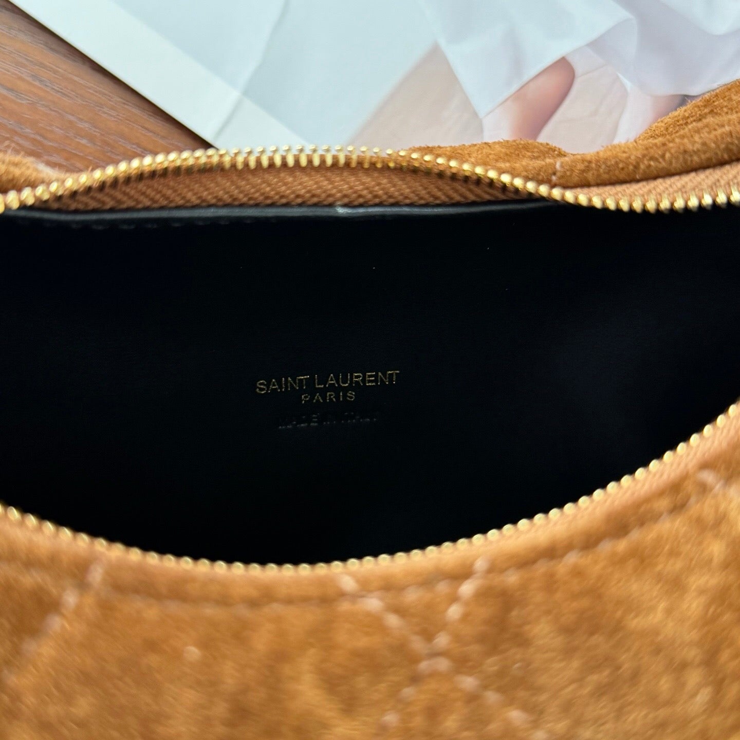 Elegant Handbag in Vintage Brown with Textured Suede