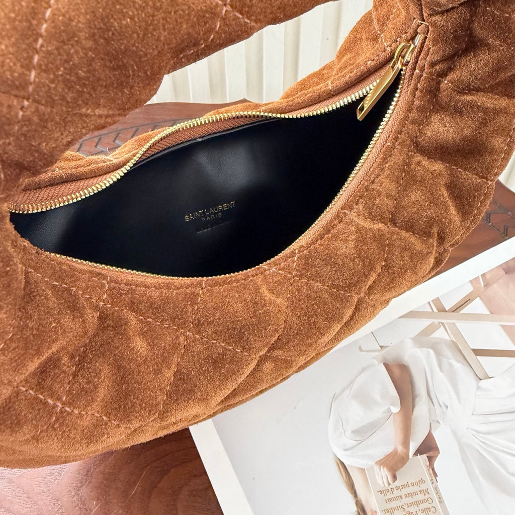 Elegant Handbag in Vintage Brown with Textured Suede