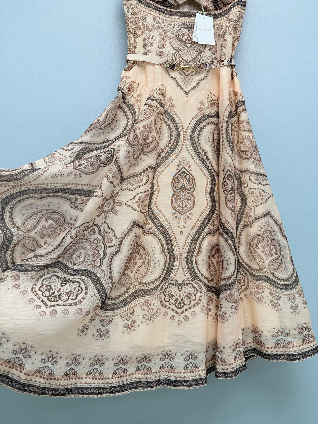 *26 New Arrival: Paisley-Print Strappy Dress — The combination of soft beige-apricot and paisley print creates a look that is both gentle and vintage.