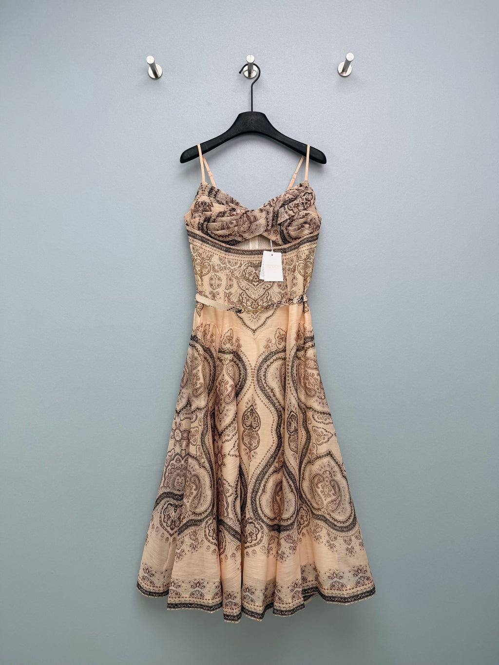 *26 New Arrival: Paisley-Print Strappy Dress — The combination of soft beige-apricot and paisley print creates a look that is both gentle and vintage.