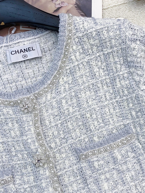2026 New Arrival: Intricately Crafted Short-Sleeve Cardigan — Embellished with Logo Accents