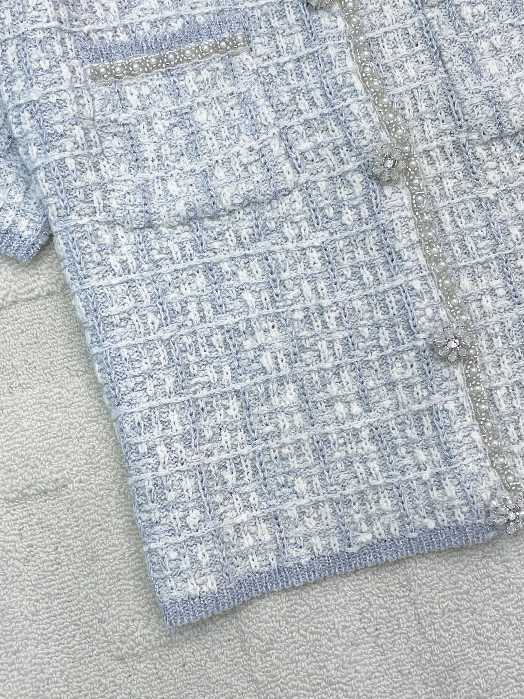 2026 New Arrival: Intricately Crafted Short-Sleeve Cardigan — Embellished with Logo Accents