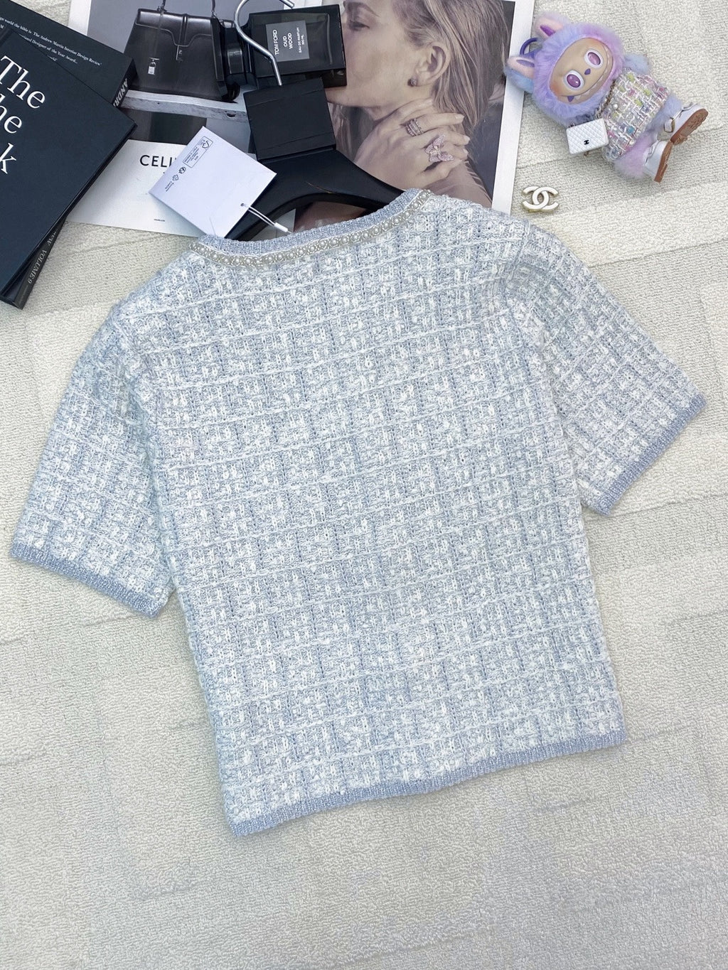 2026 New Arrival: Intricately Crafted Short-Sleeve Cardigan — Embellished with Logo Accents
