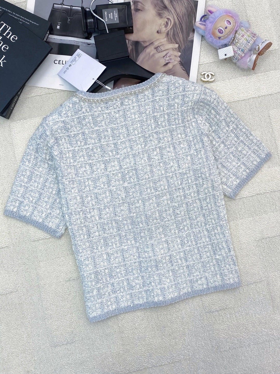 2026 New Arrival: Intricately Crafted Short-Sleeve Cardigan — Embellished with Logo Accents