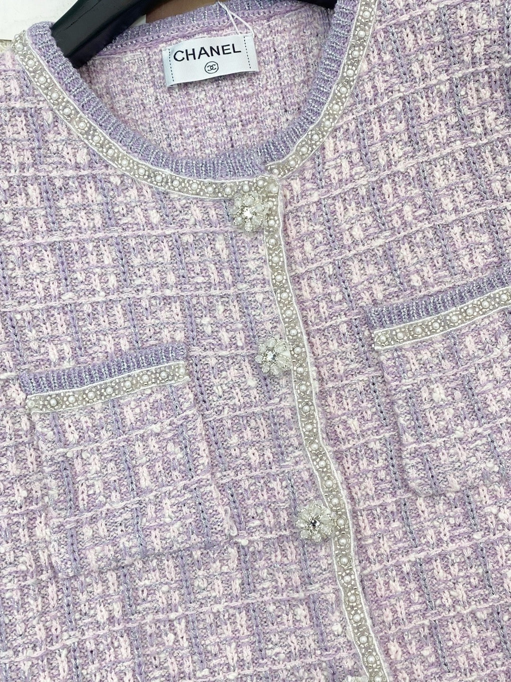 2026 New Arrival: Intricately Crafted Short-Sleeve Cardigan — Embellished with Logo Accents